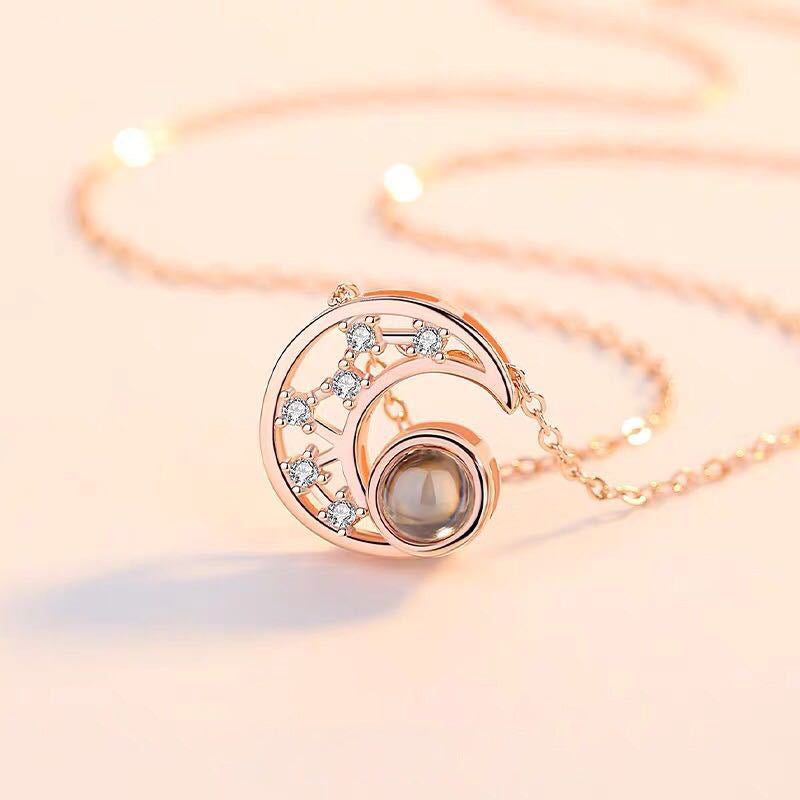 Phomora Moon photo necklace