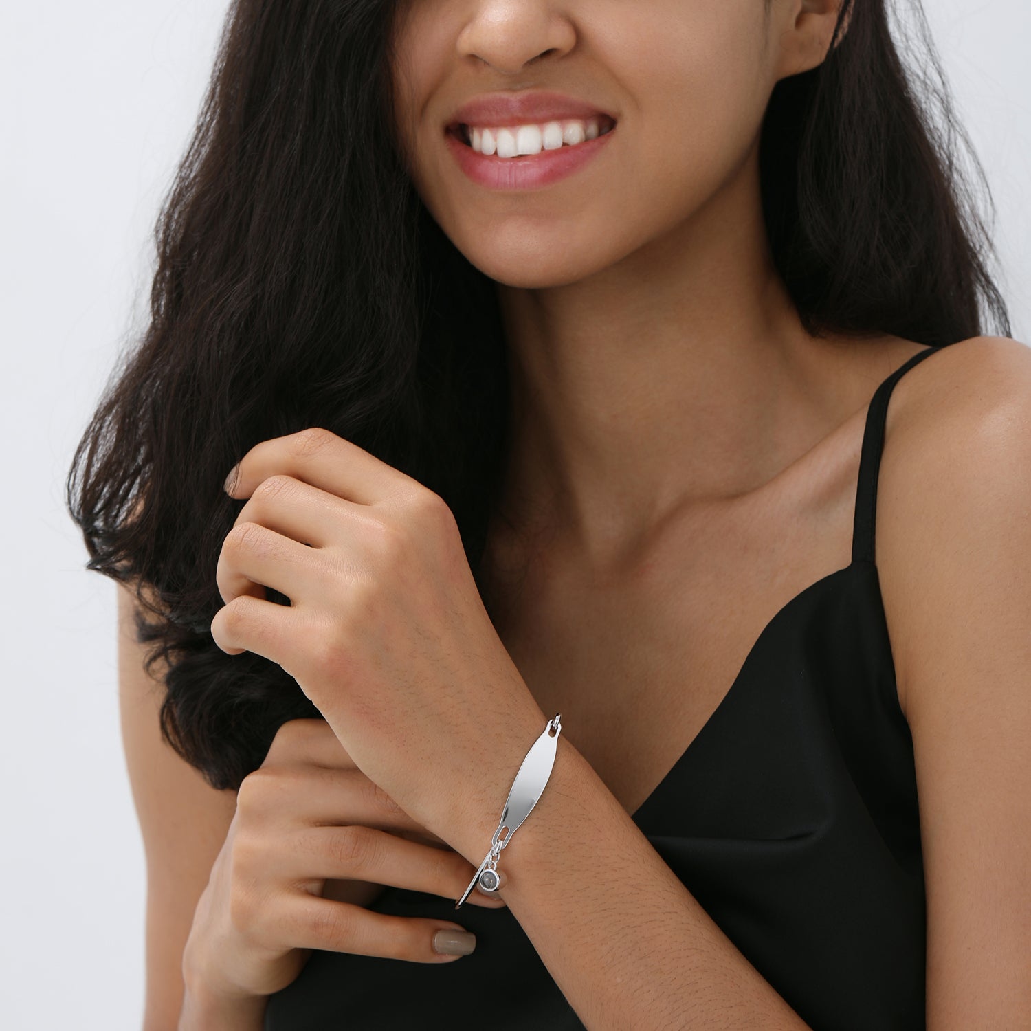 Phomora Echoes Engraving Photo Bracelet with hidden photo charm