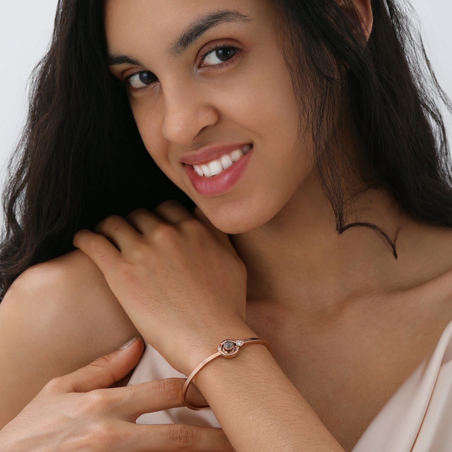 Enchanting Memories Bespoke Photo Projection Bracelet