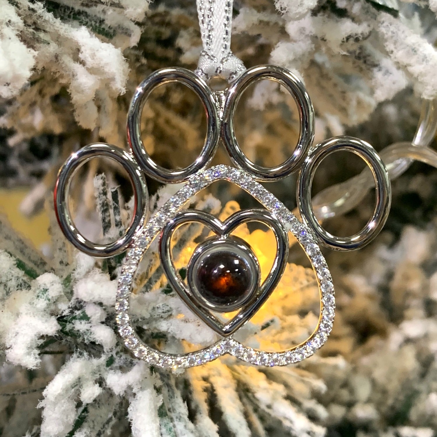 Personalized Paw Photo Ornament for pets by Phomora