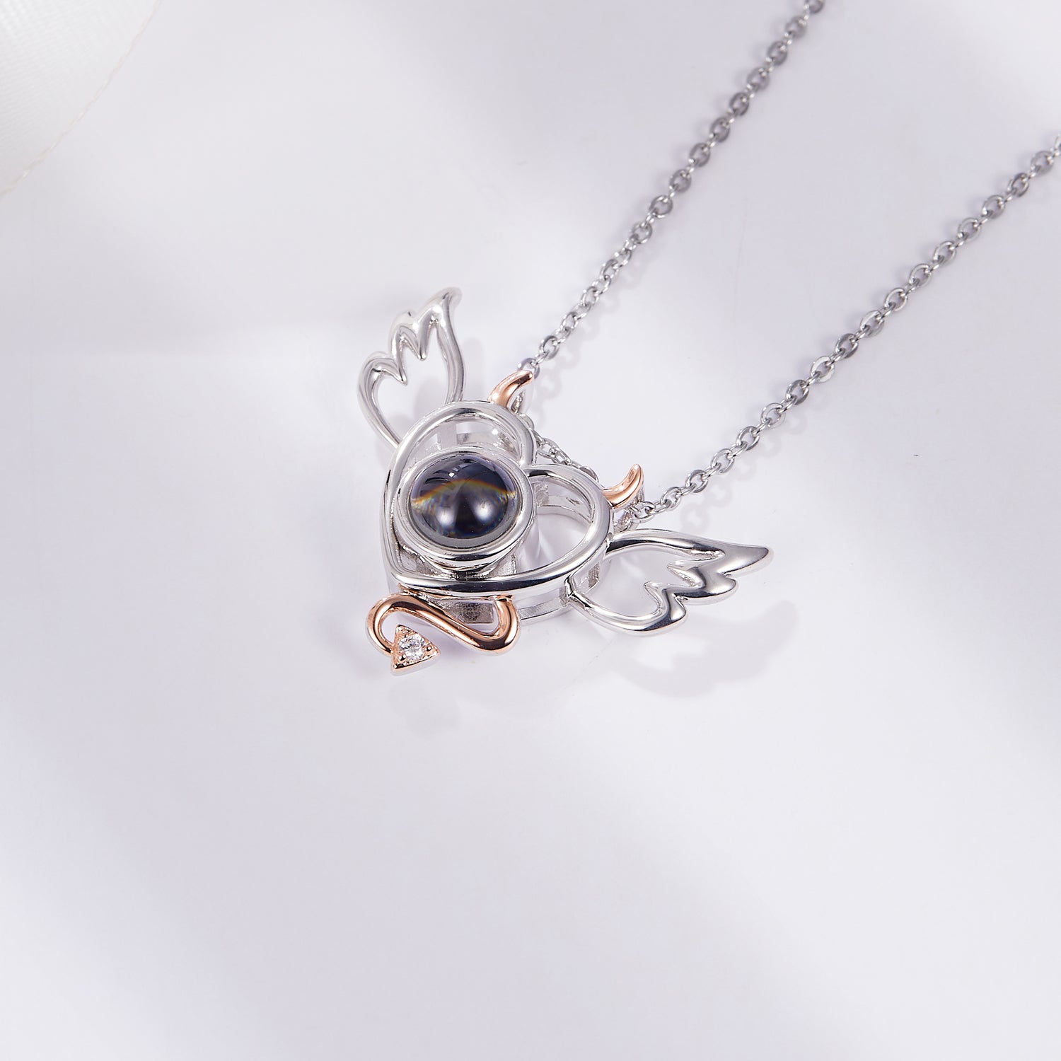 Personalized projection jewelry gift by Phomora