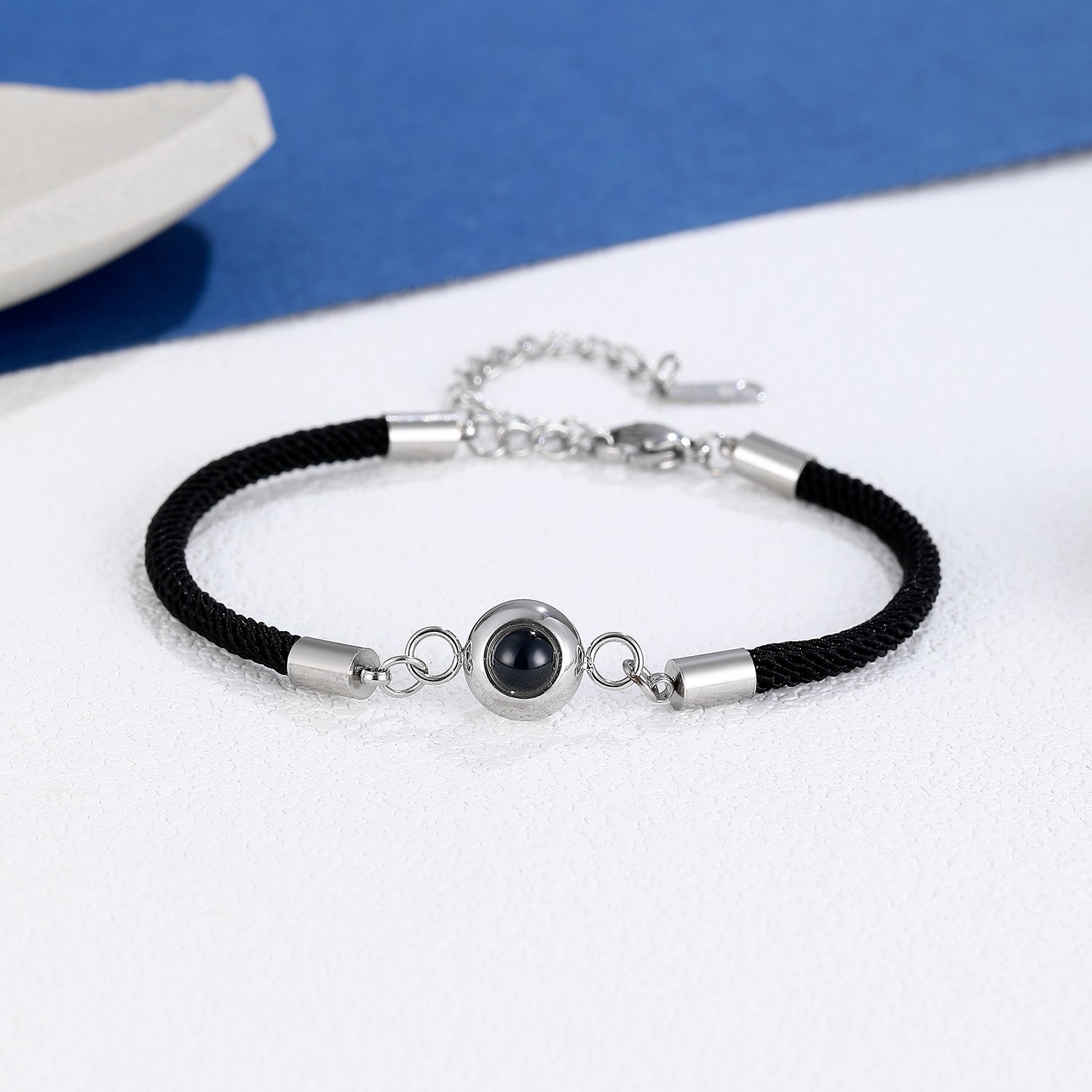 Phomora Glamour Photo Bracelet with hidden photo projection charm