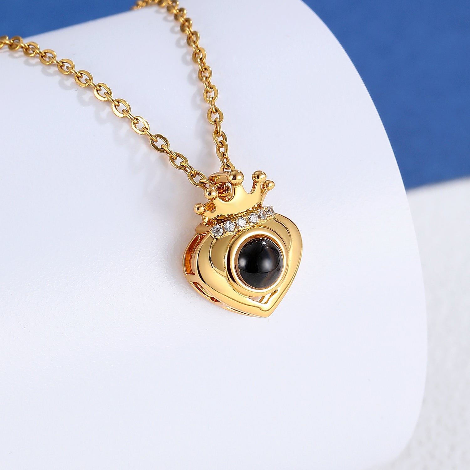 Custom heart pendant necklace with hidden photo projection