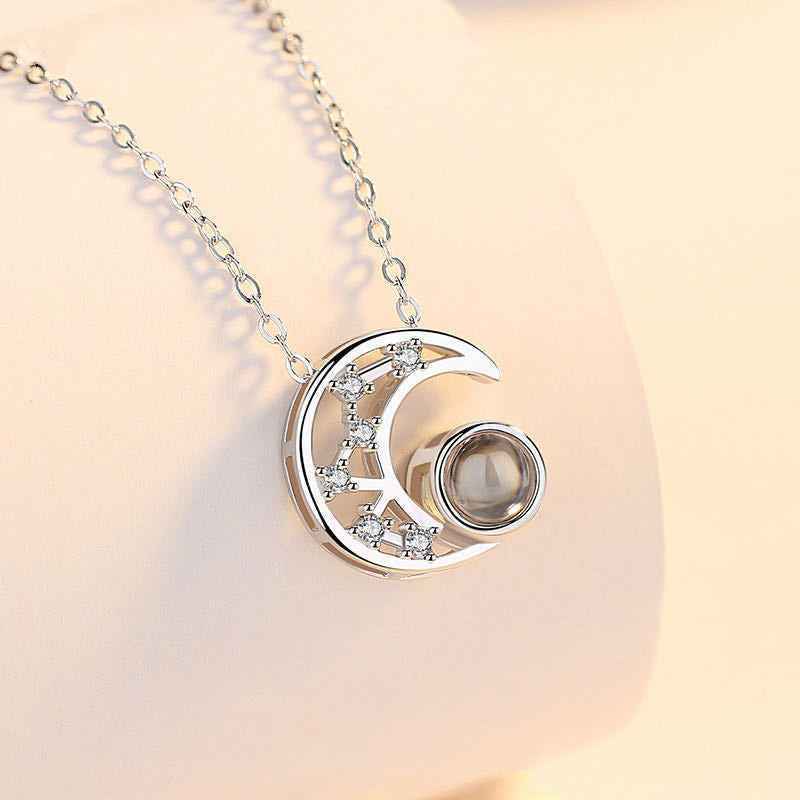Phomora Moon photo necklace 