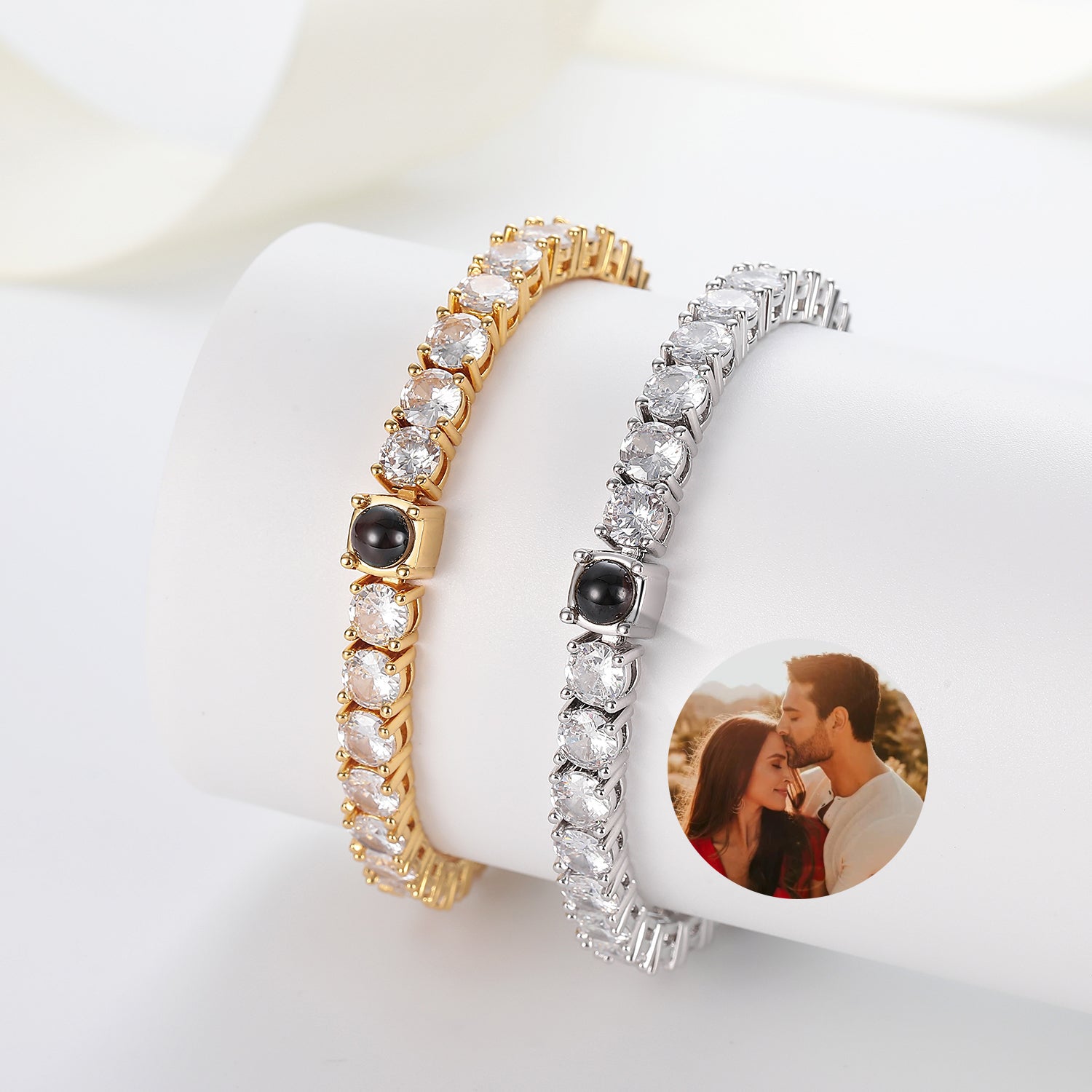 A Sparkling Showcase of Elegance and Memory Projection Photo Bracelet