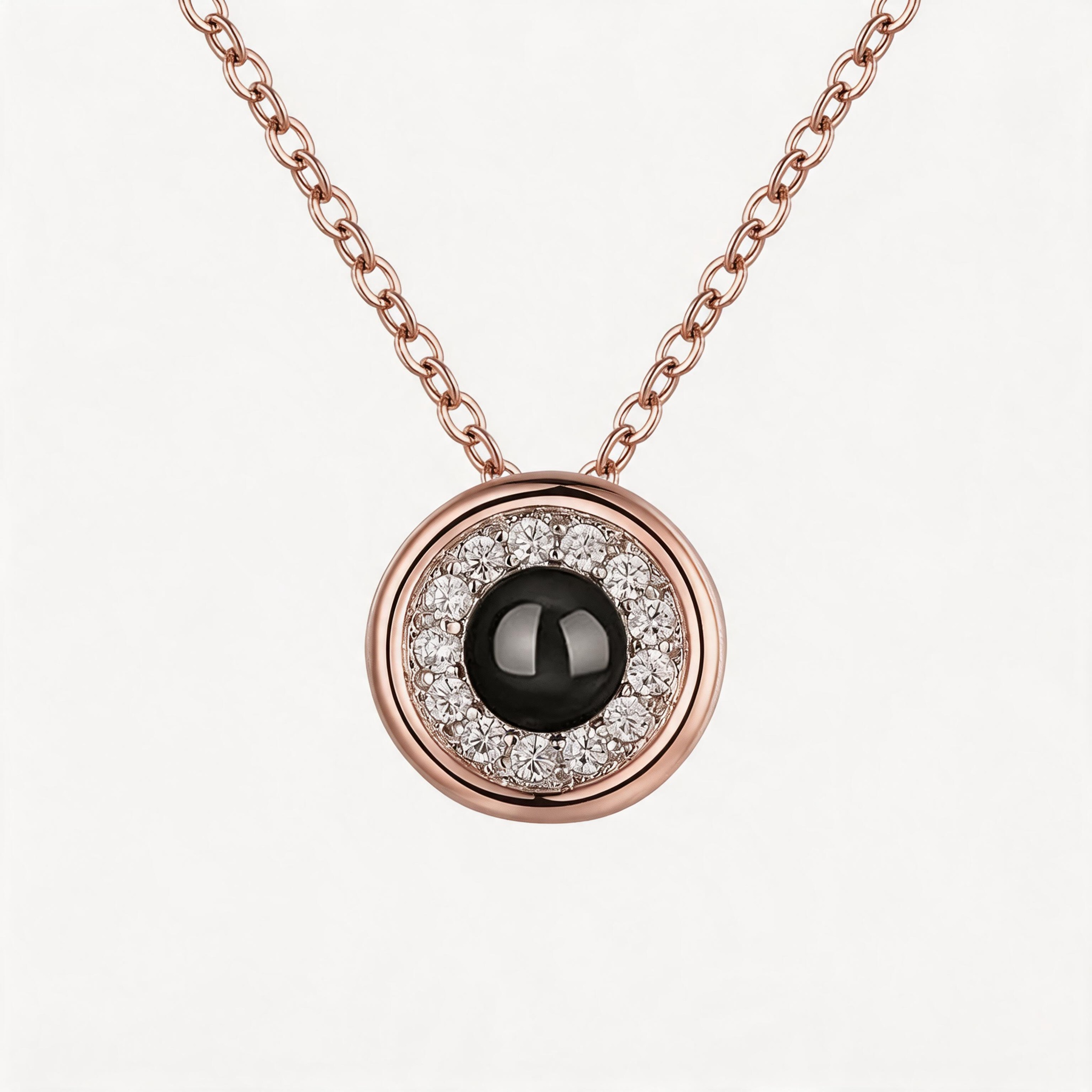 Photo Elegant Timeless Round Projection Necklace